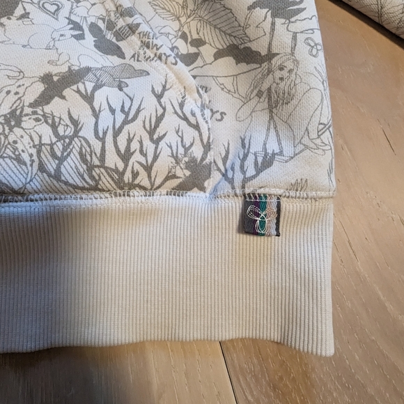 TNA White Hoodie with Graphic Design - Medium - Picture 7 of 7